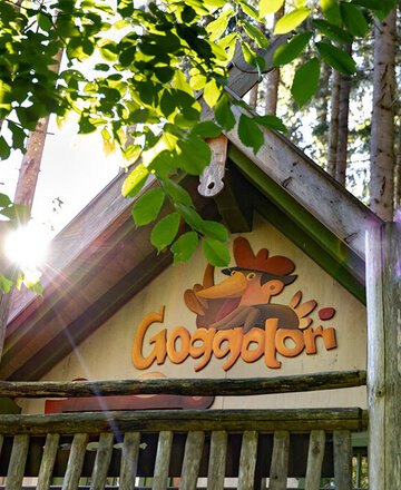 Blick auf das Goggolori-Baumhaus